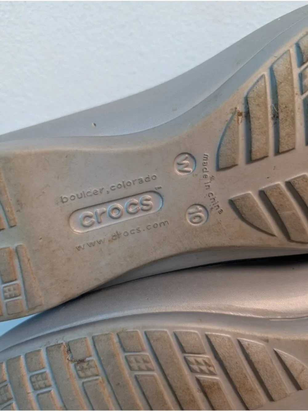 Women's CROCS Lily Bow Slip On Rubber Platform Flats Sz 10 Gray Silver